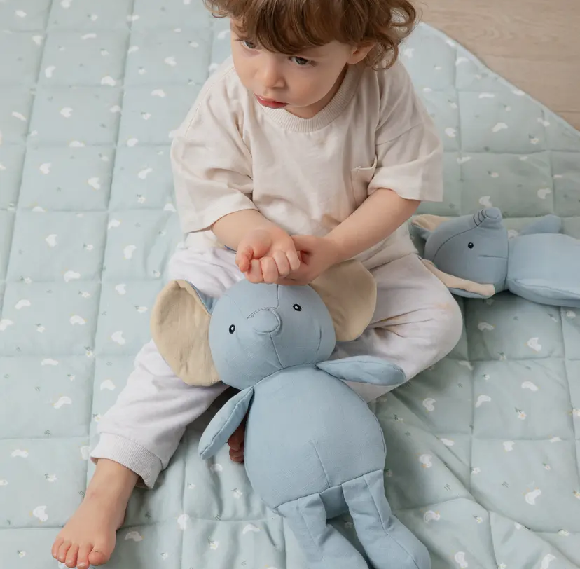 Linen - Eddie the Elephant